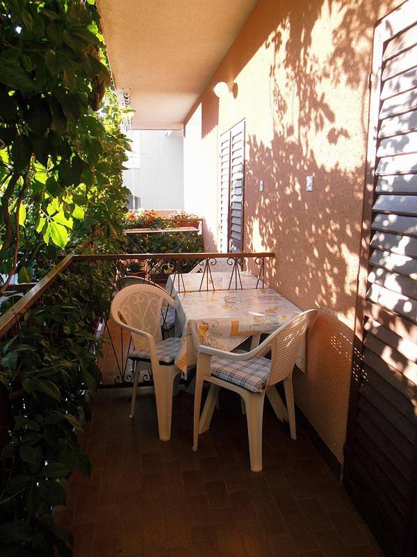 Rusendic Apartment 4 Макарска Екстериор снимка